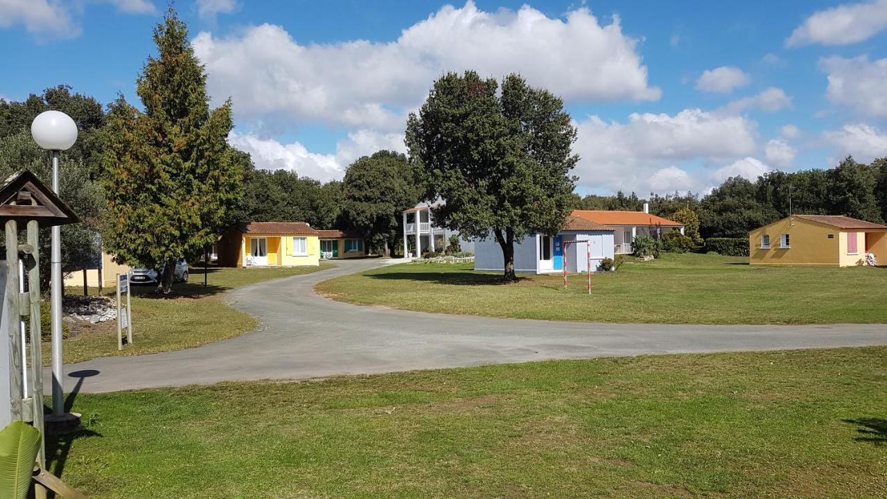 Les Chenes Verts Saint-Savinien Dış mekan fotoğraf